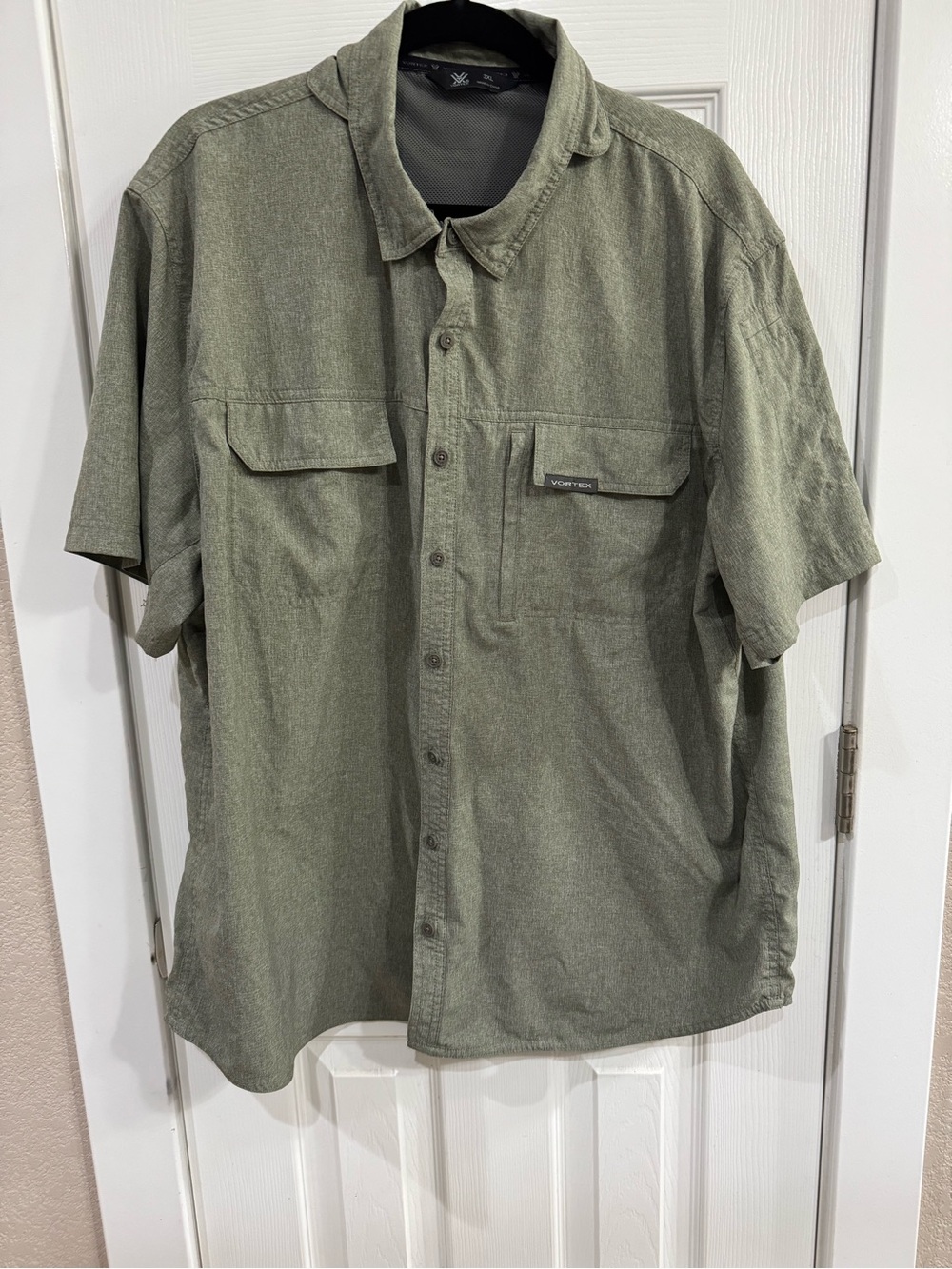Vortex Men's Short Sleeve Button-Down Shirt in Olive